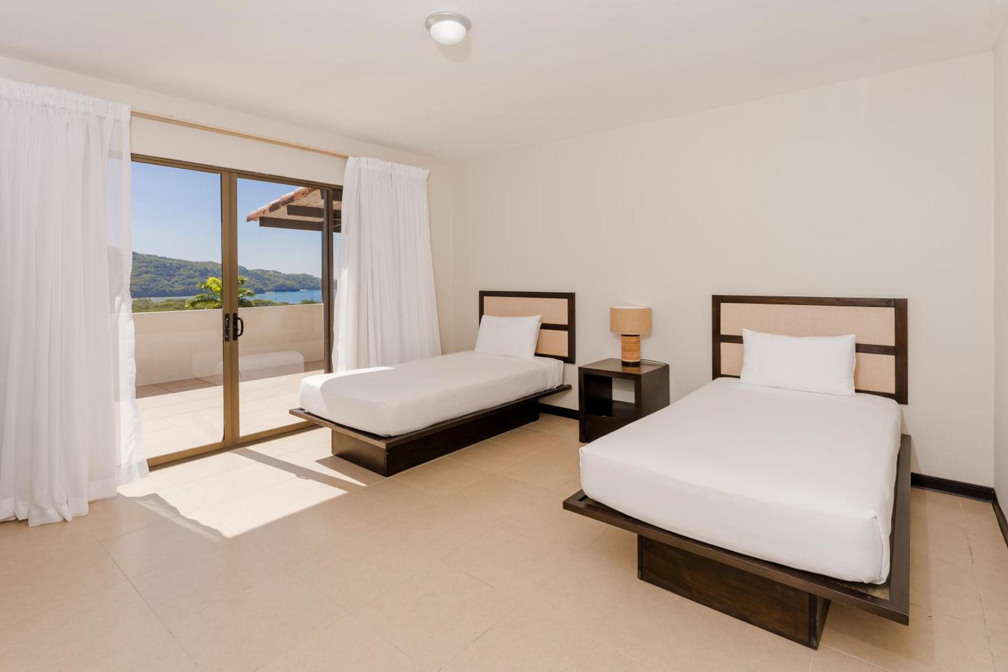Villas Sol Beach Resort Playa Hermosa  Pokoj fotografie
